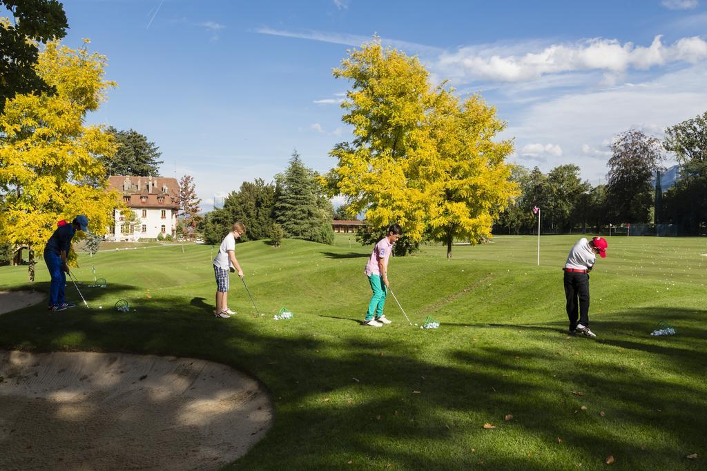 Bed and Breakfast Le Manoir Du Golf Publier Exterior foto